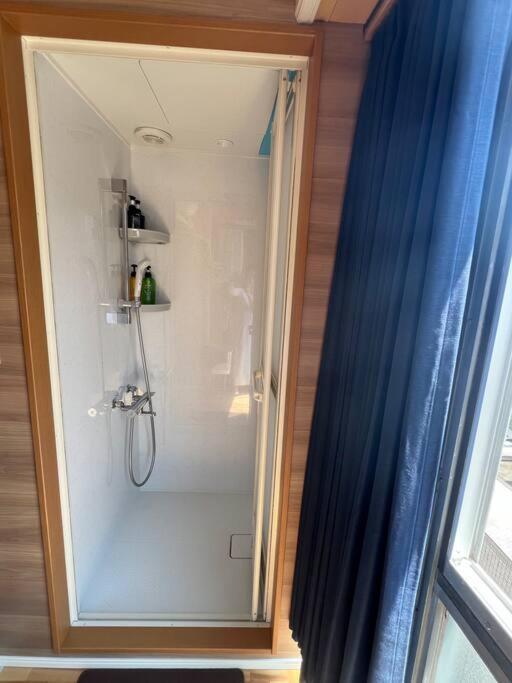 Shinjyuku area 303 - 5