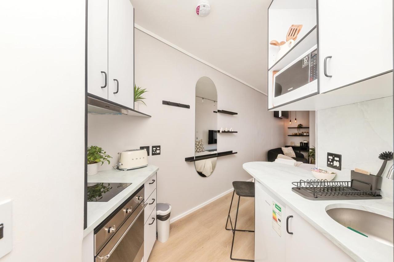 The Flamingo Apartments - 3