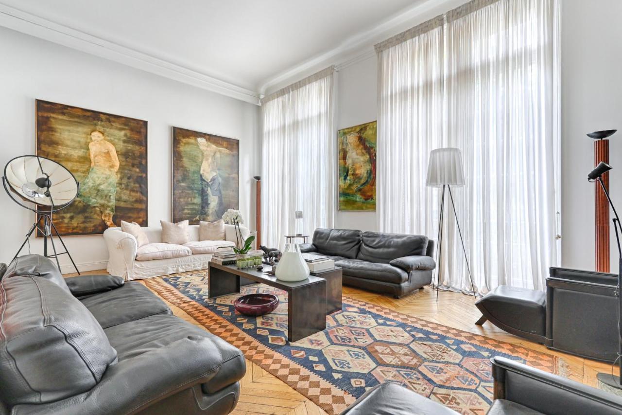 Apt Dupleix Luxueux Cœur du 16ème 8P 4BR