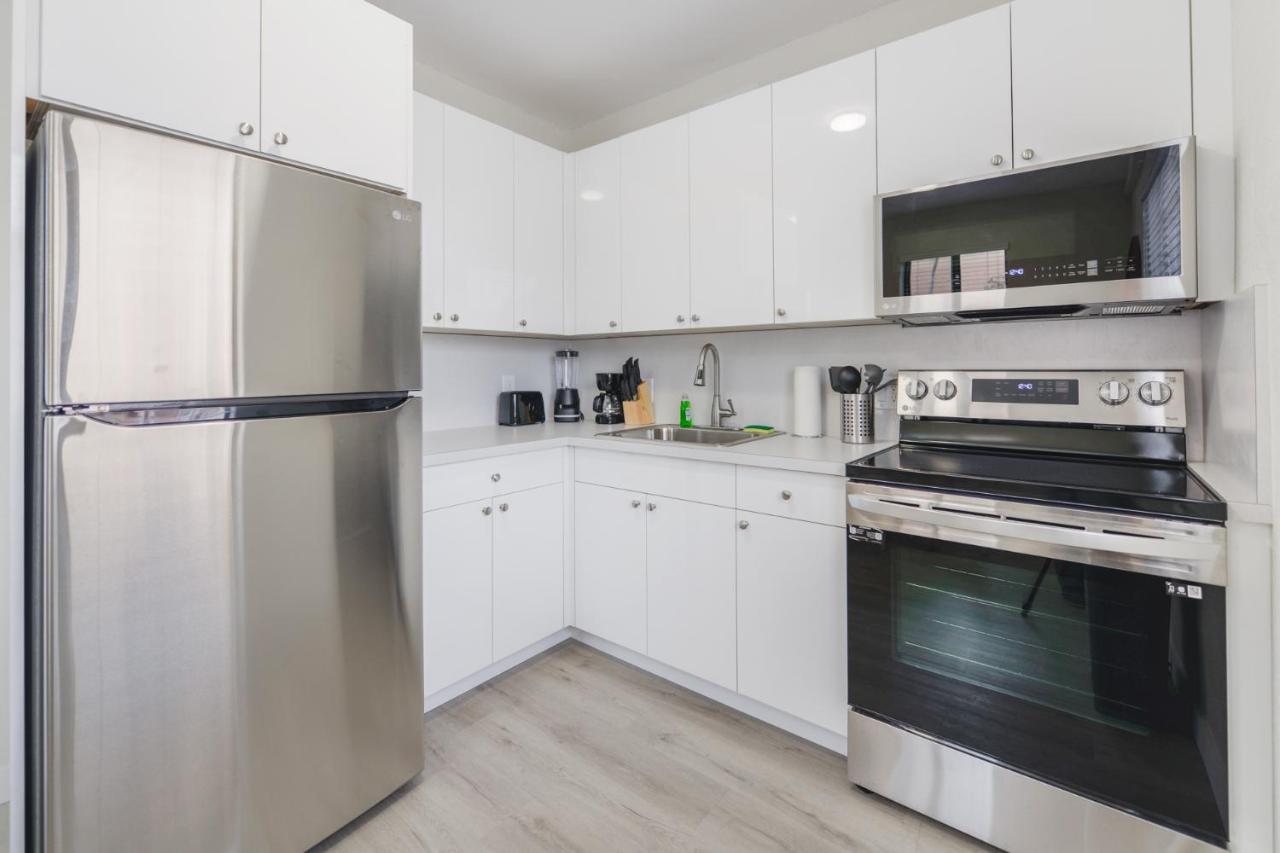 Prime Location Apt on Calle Ocho in Little Havana - 4