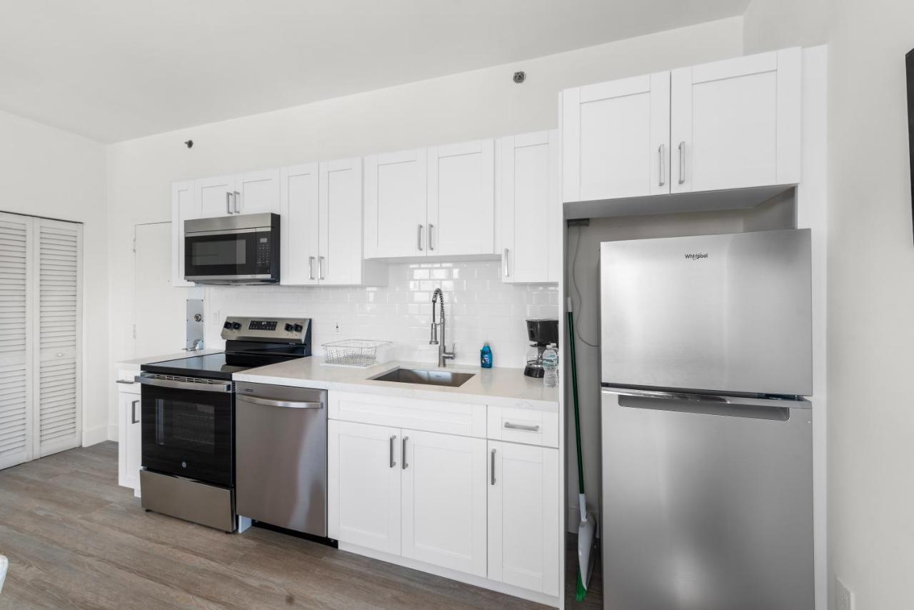 SoBe Ocean Drive Suites — photo 21