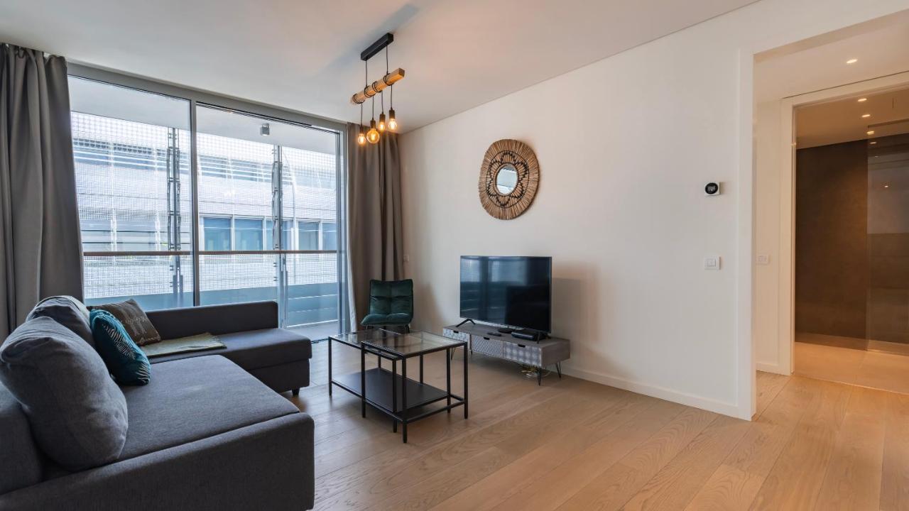 Prime Riverside 1BDR Apartment by LovelyStay - 5