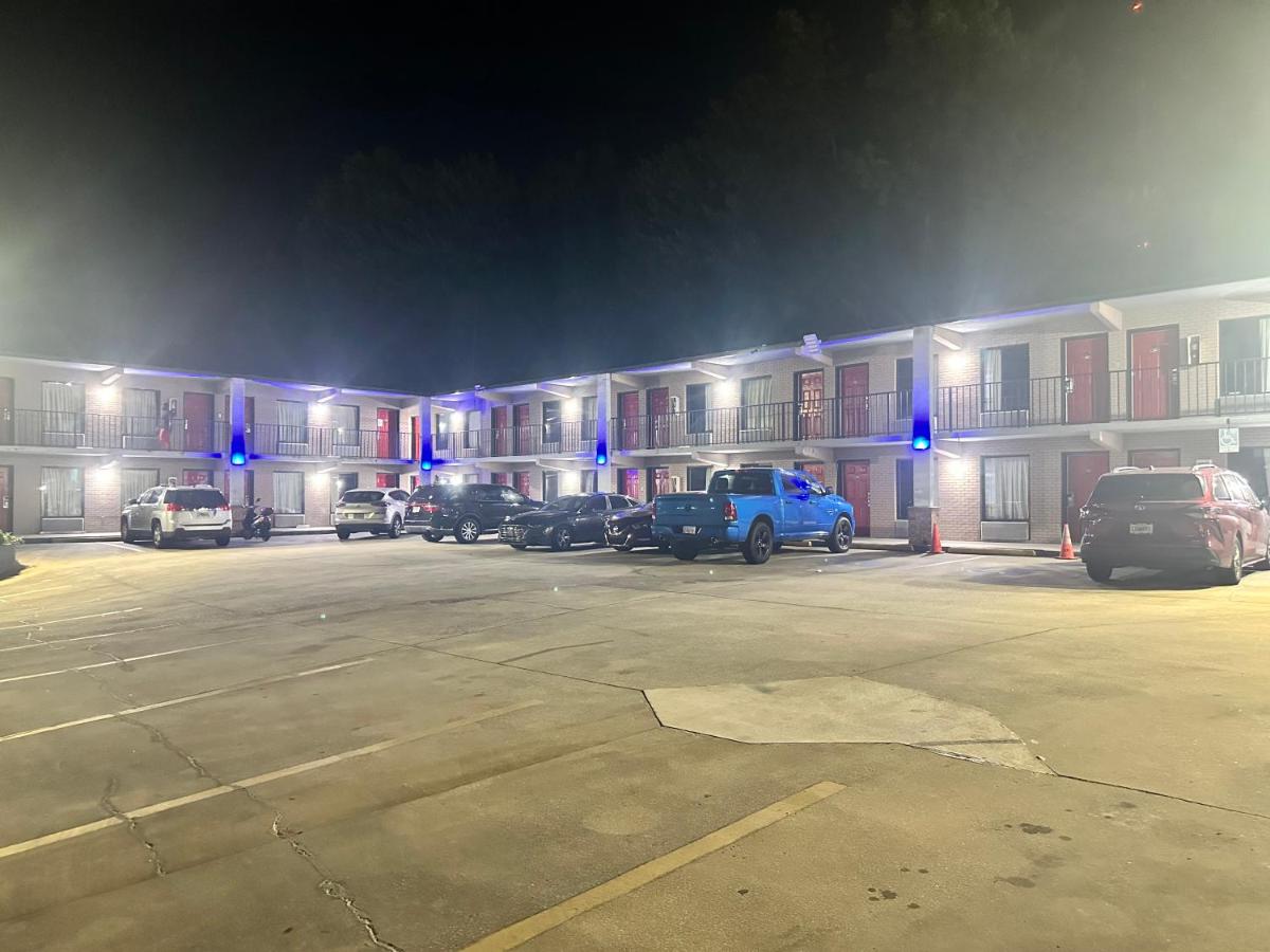 Regency Inn — photo 8