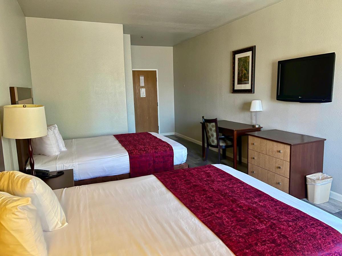 Budget Inn — photo 15