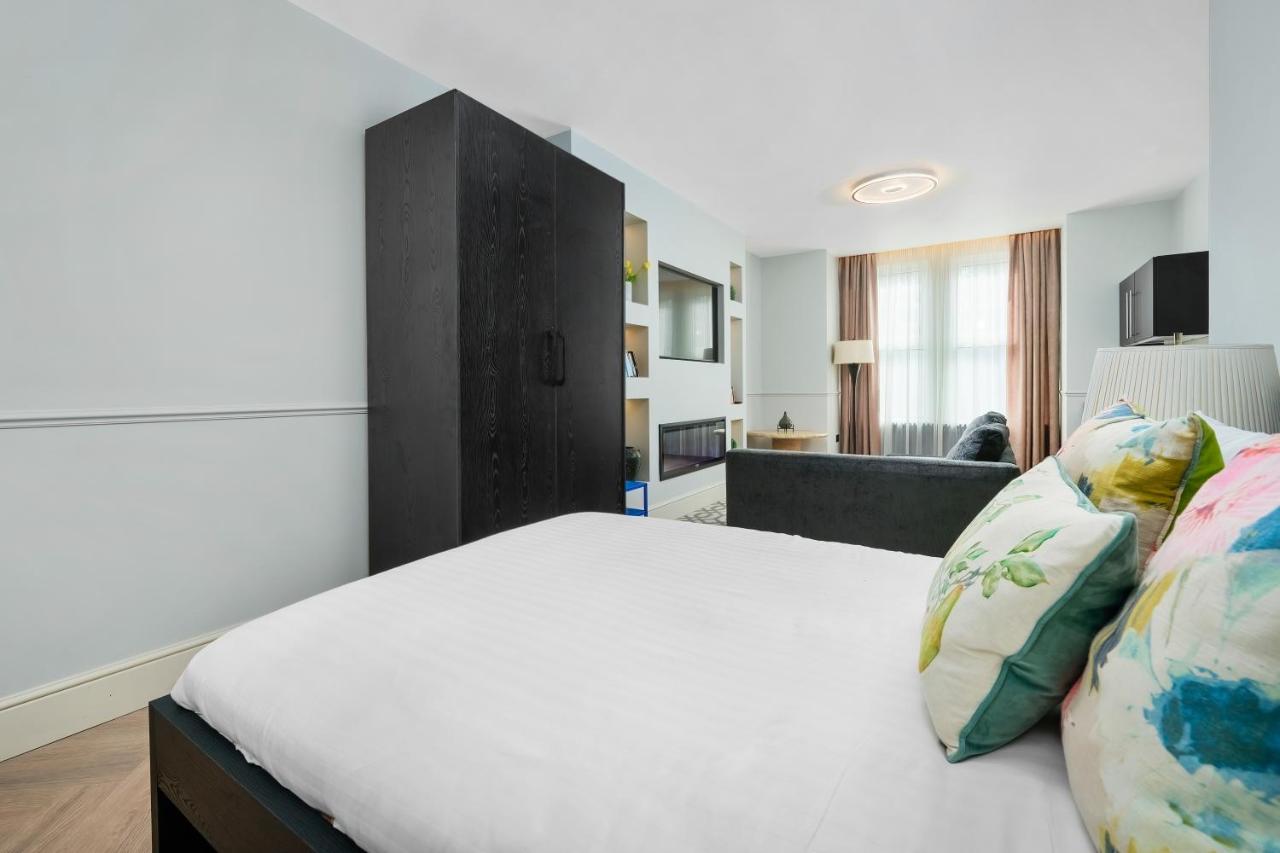 Nine Elms Urban Suites - 2