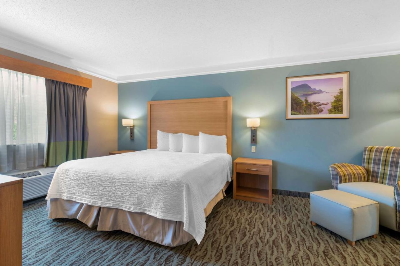 Western Inn & Suites — photo 22