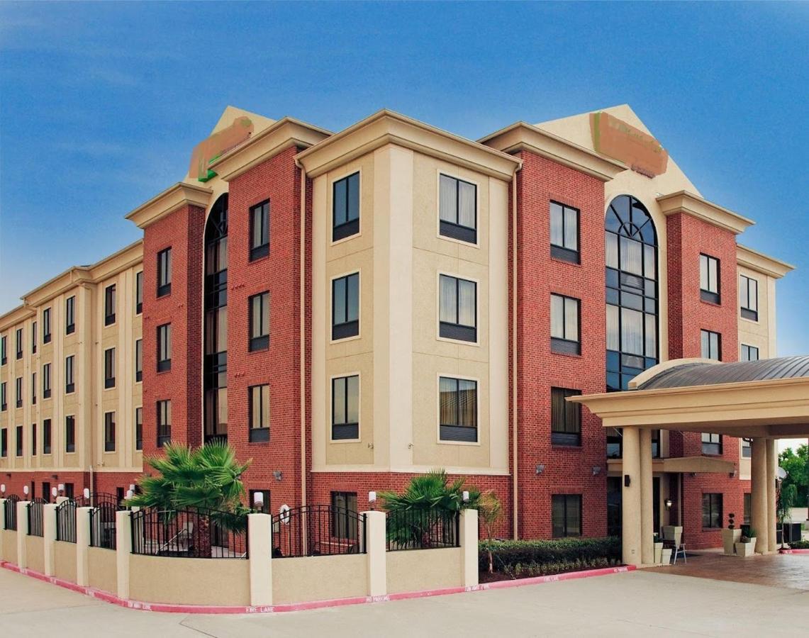ASPEN GRAND HOTELS La Porte — photo 7