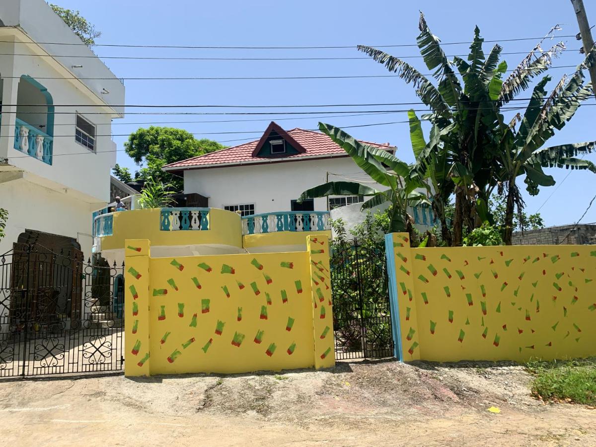 Robin Hood Guest House - 3