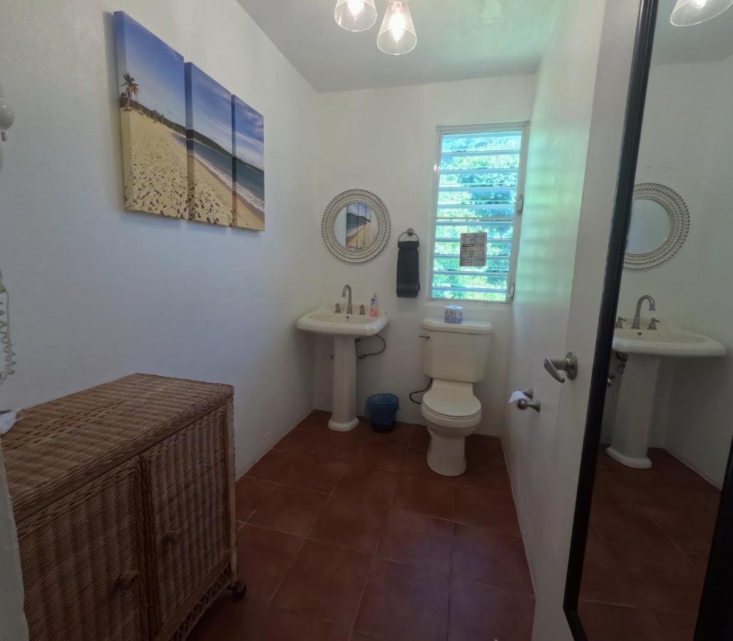 Isla Hermosa Guesthouse - 3