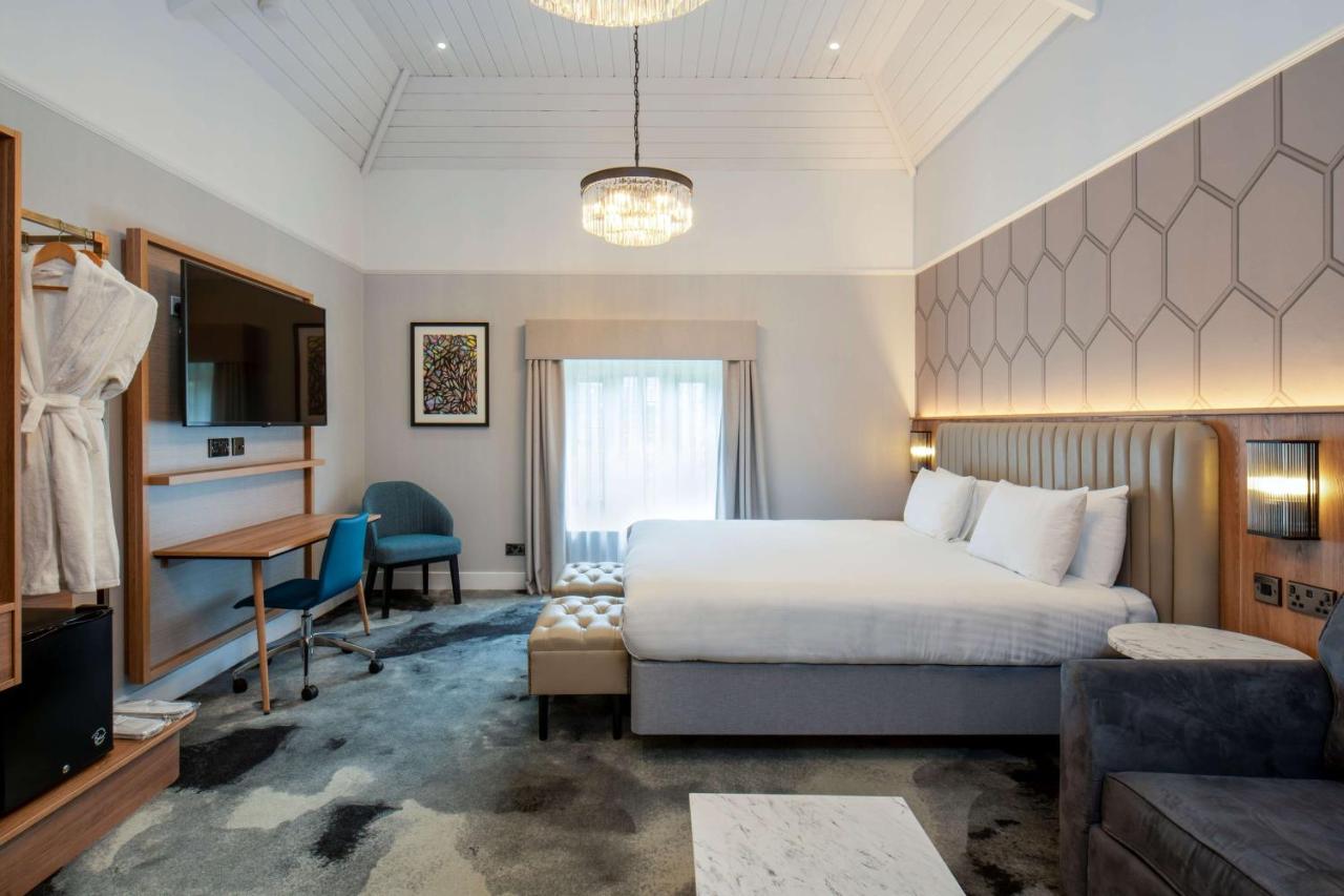 London Chigwell Prince Regent Hotel, BW Signature Collection - 2