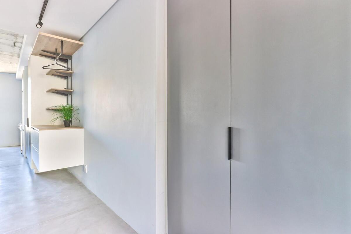 Chic Coastal Couple’s Escape - 4