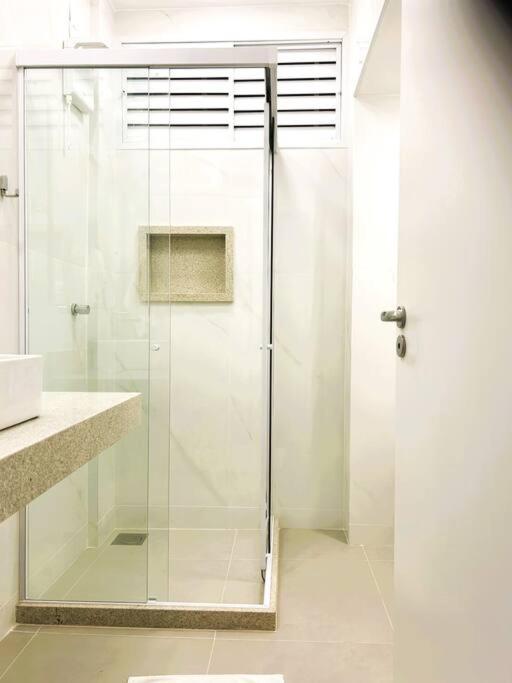 Apartamento Acolhedor Com Vista para o Mar - 2