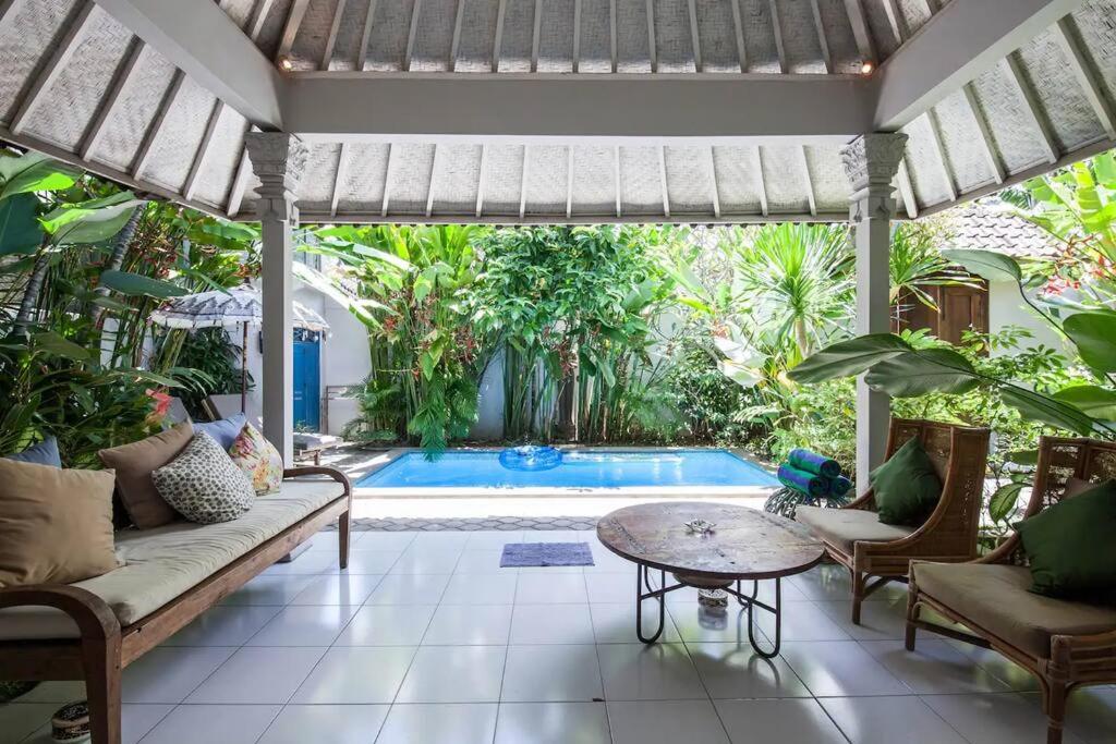 2 BedRoom Villa Hideaways Seminyak - 4