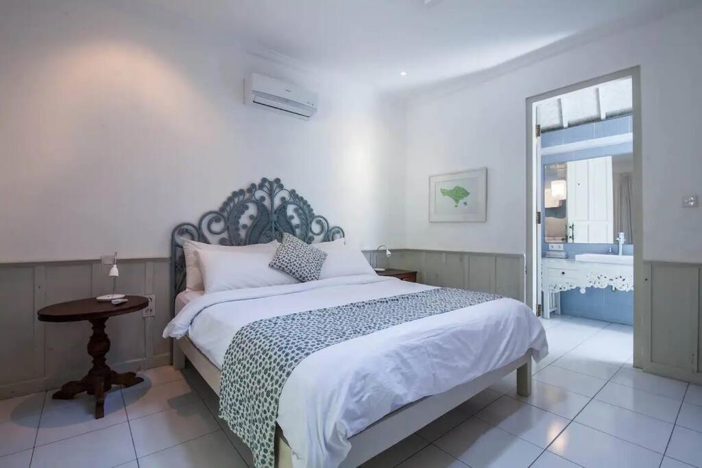 2 BedRoom Villa Hideaways Seminyak - 2