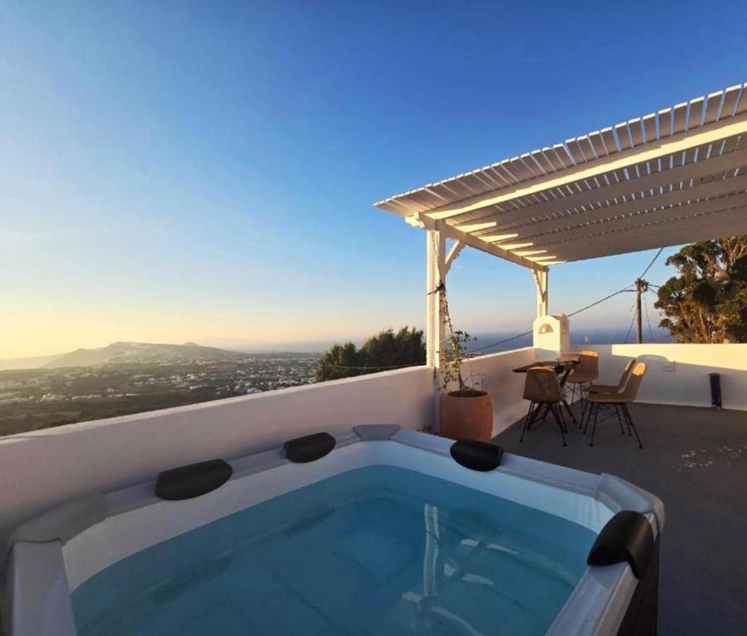 Karpimo North - Boutique Suite with Sunset View & Private Jacuzzi - 3