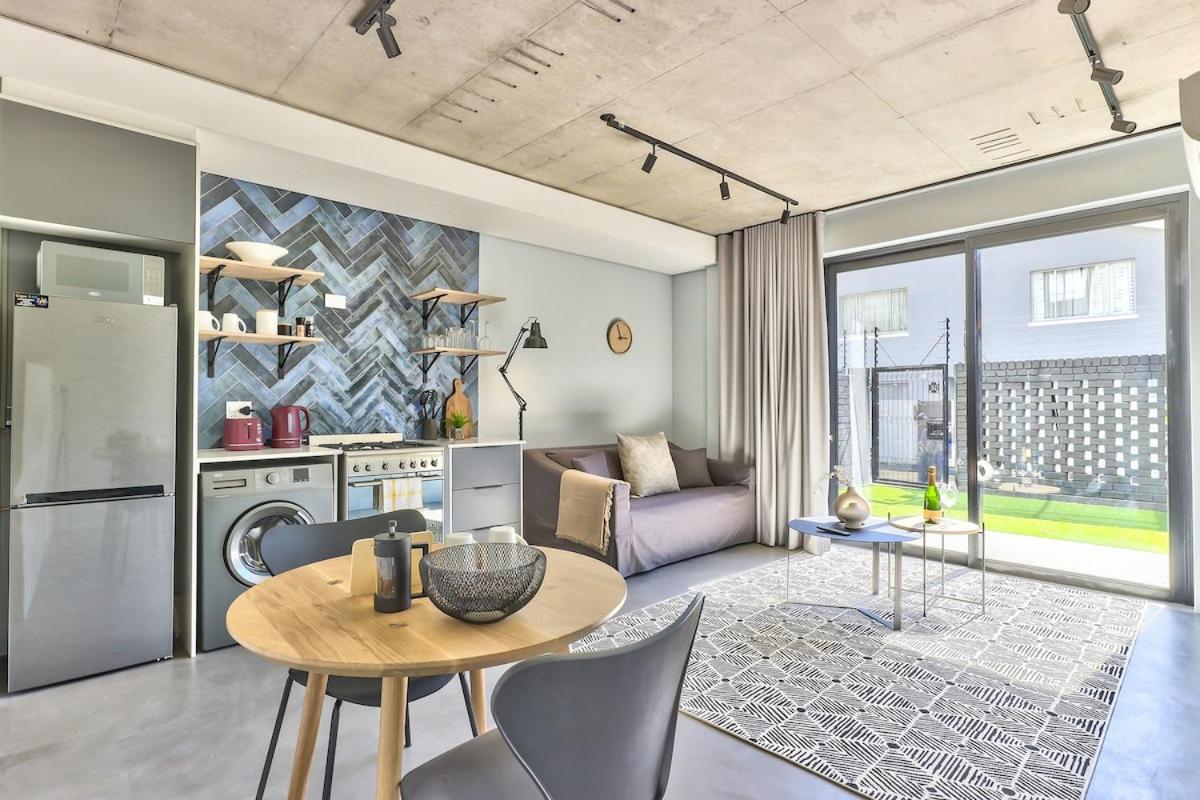 GE 4 on Oliver C · Couples retreat central