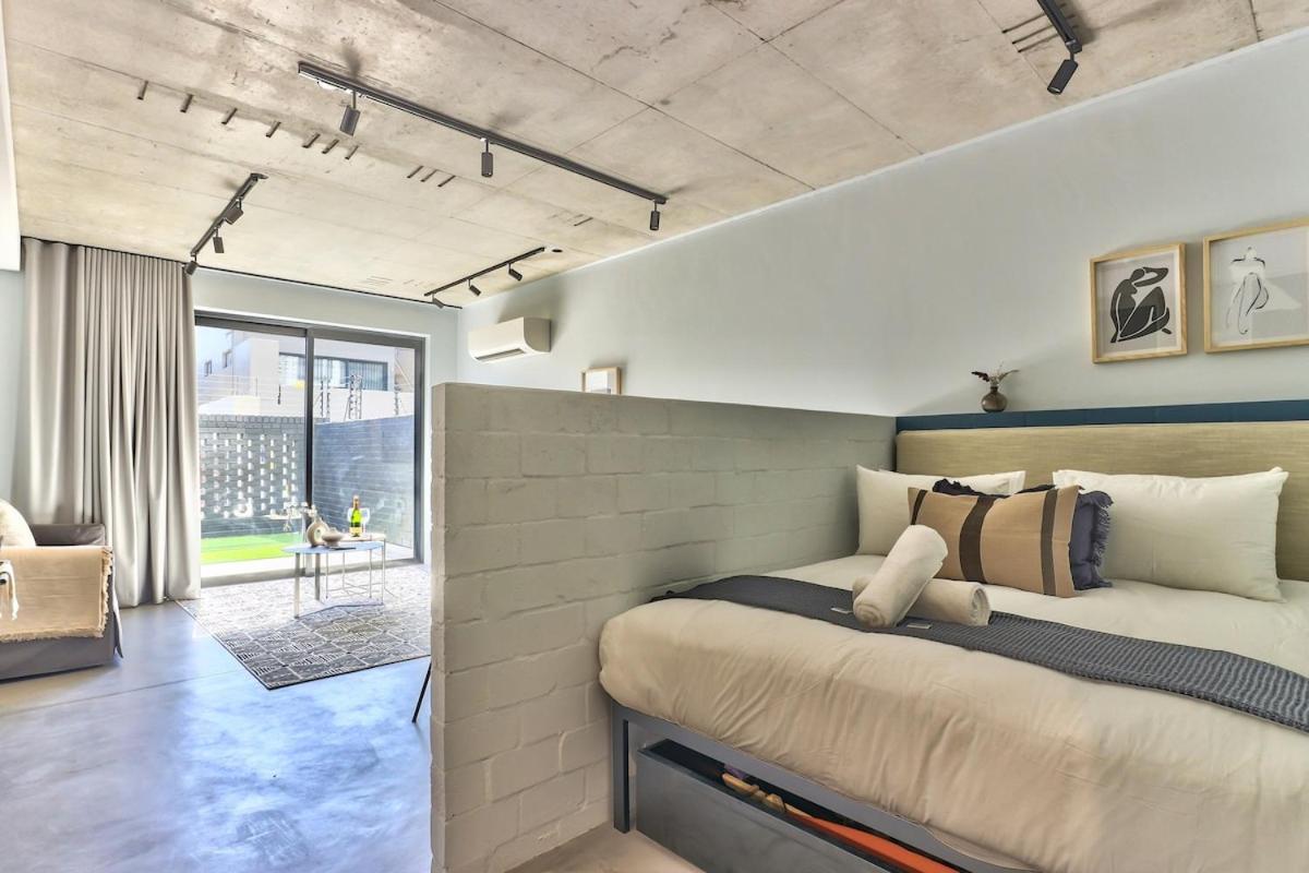 GE 4 on Oliver C · Couples retreat central - 3