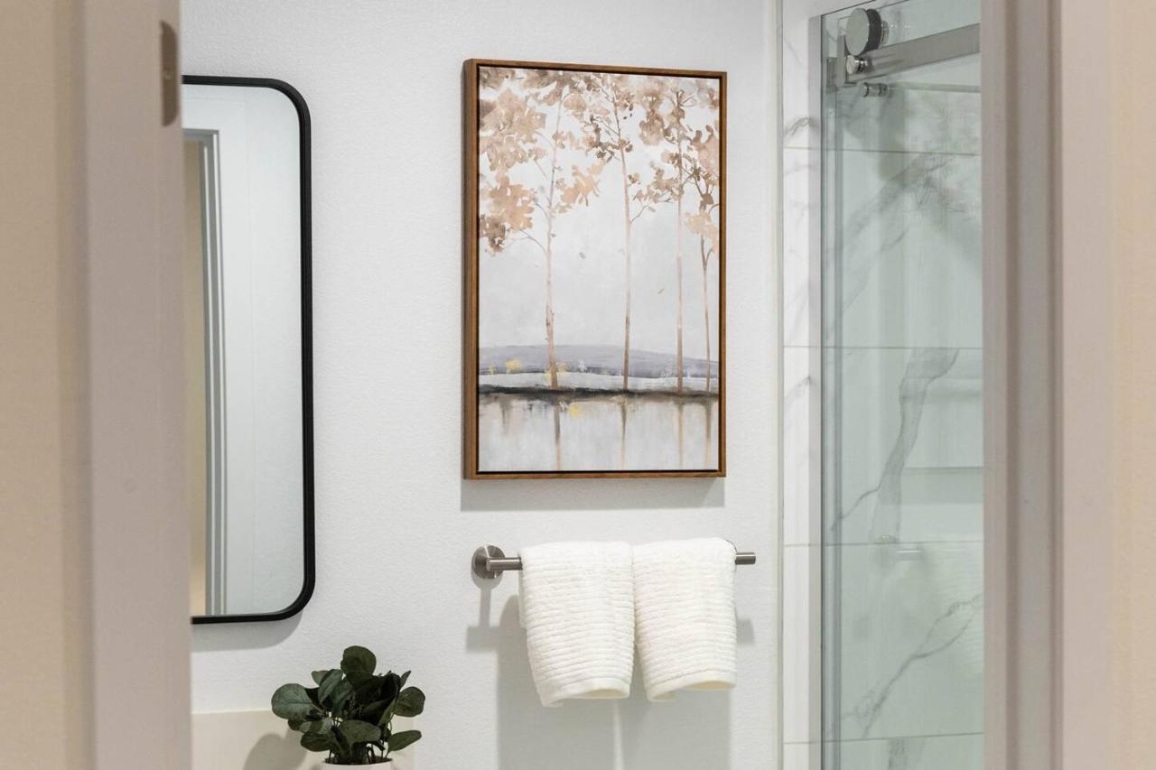 Luxe Townhouse Near Downtown LA - 3