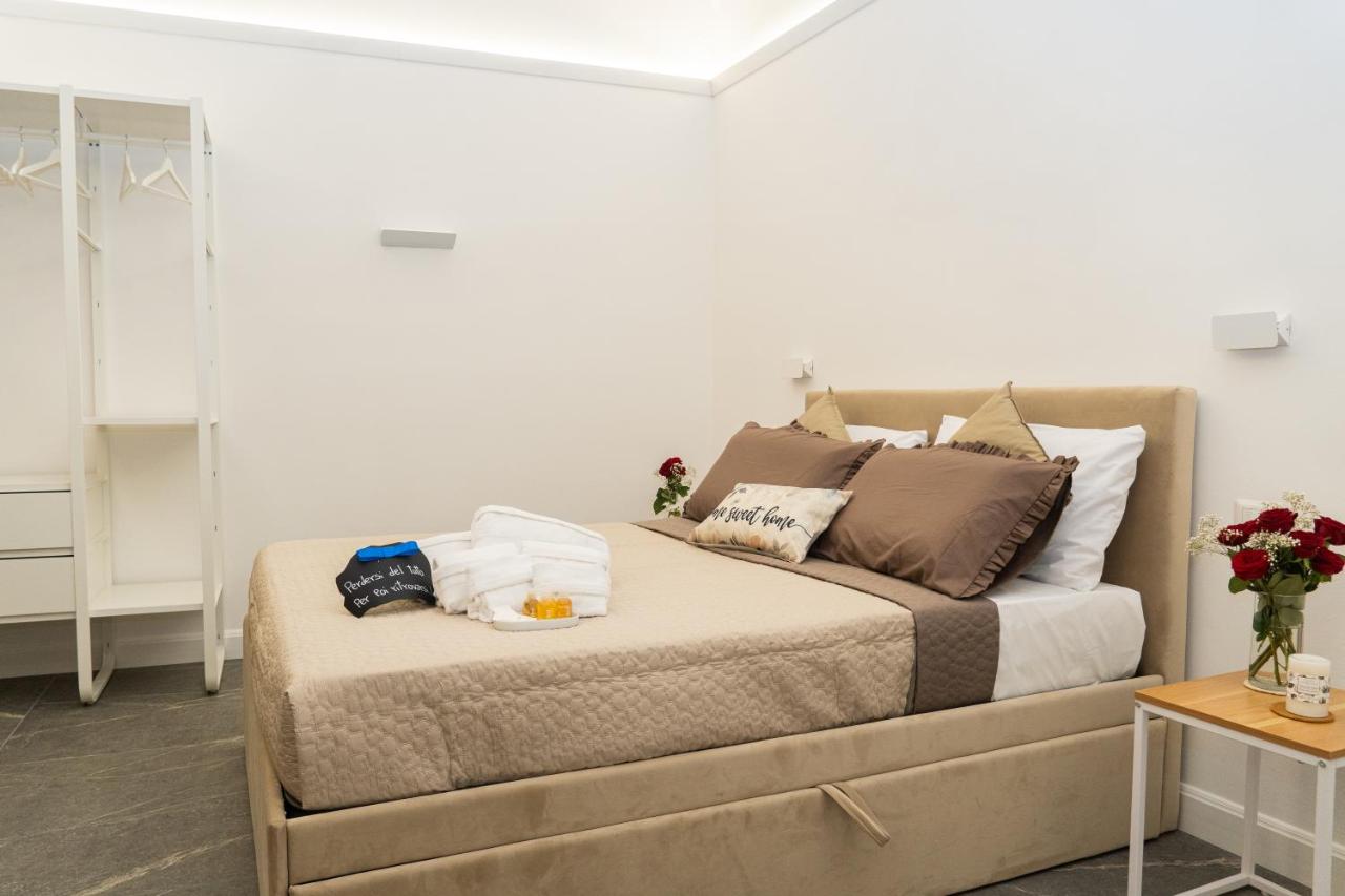Don Lope Suite-Piazza del Plebiscito - 2