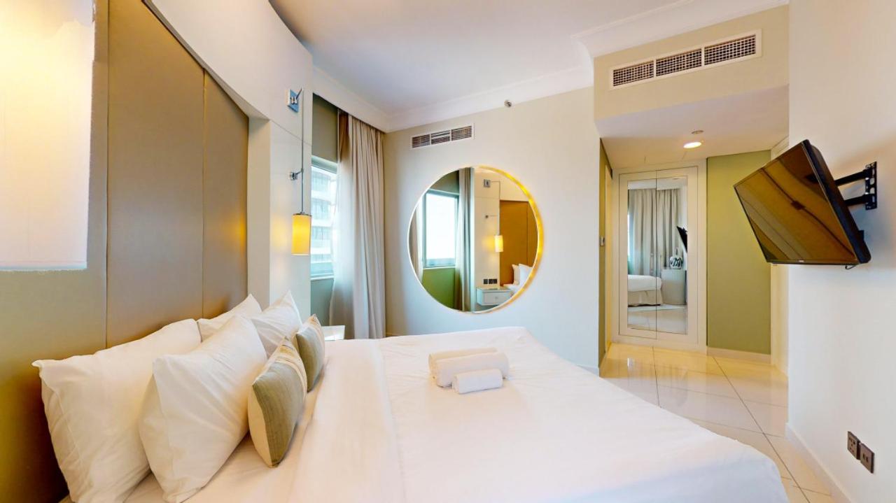 Vacationer Holiday Homes I Two Bedroom I Downtown Dubai I The Signature - 2