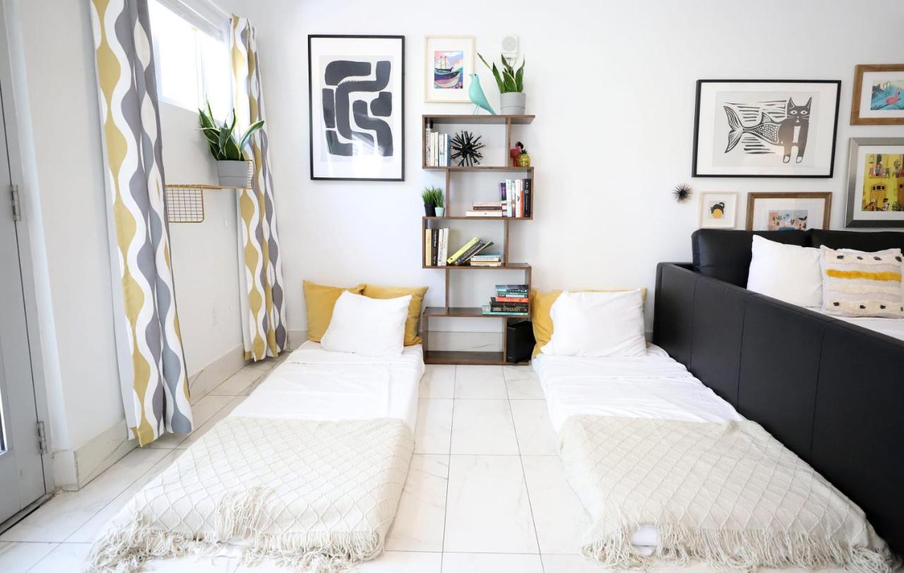 3 Minute Walk to Miami Beach Family and Pet Friendly Apartment - 4