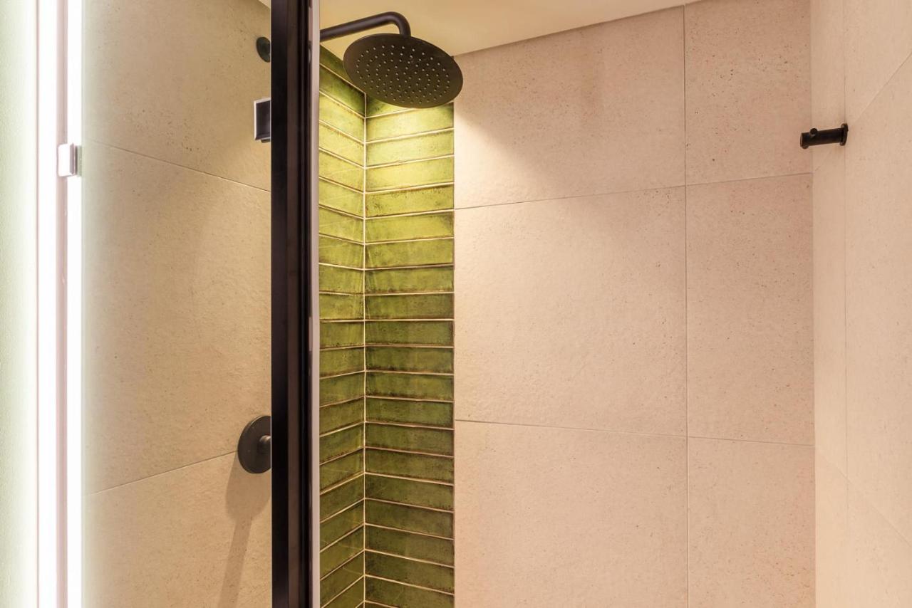 East City Oasis at the Harry - 3