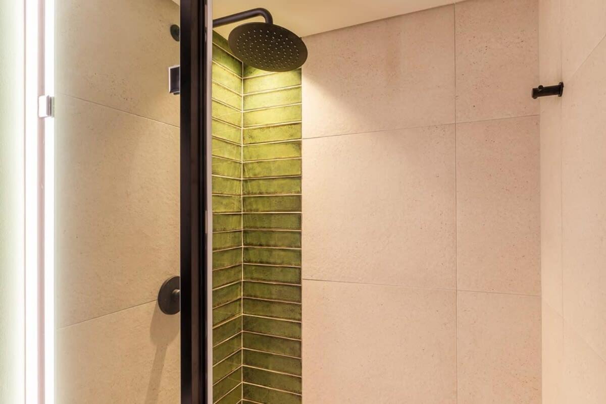 East City Escape at The Harri - 3