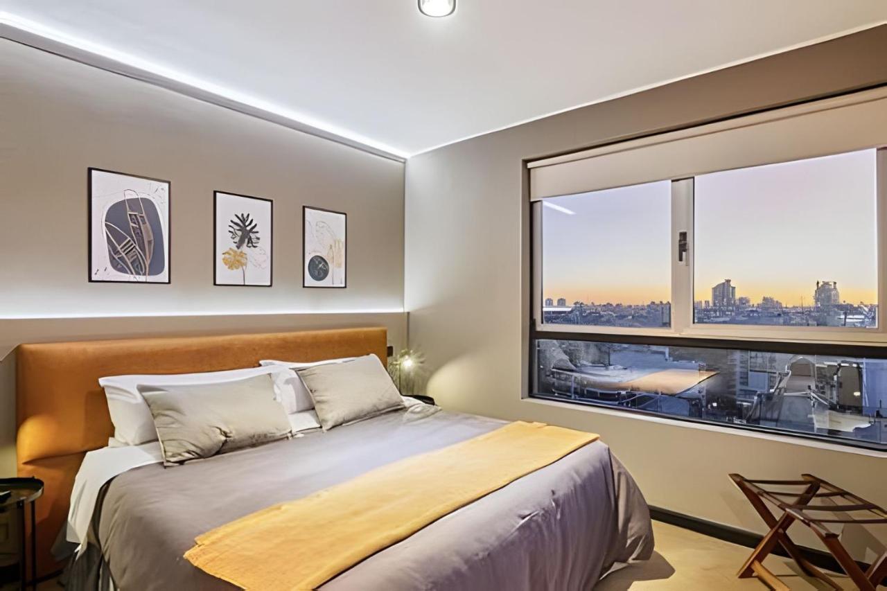 2 suites Pool, Gym, Kids Zone Location! - 2