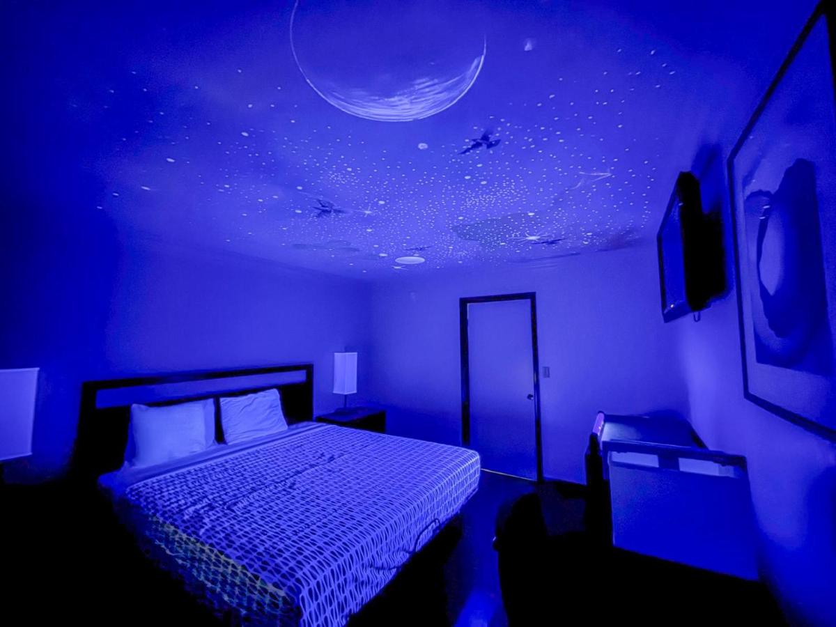 Super 7 Motel — photo 12