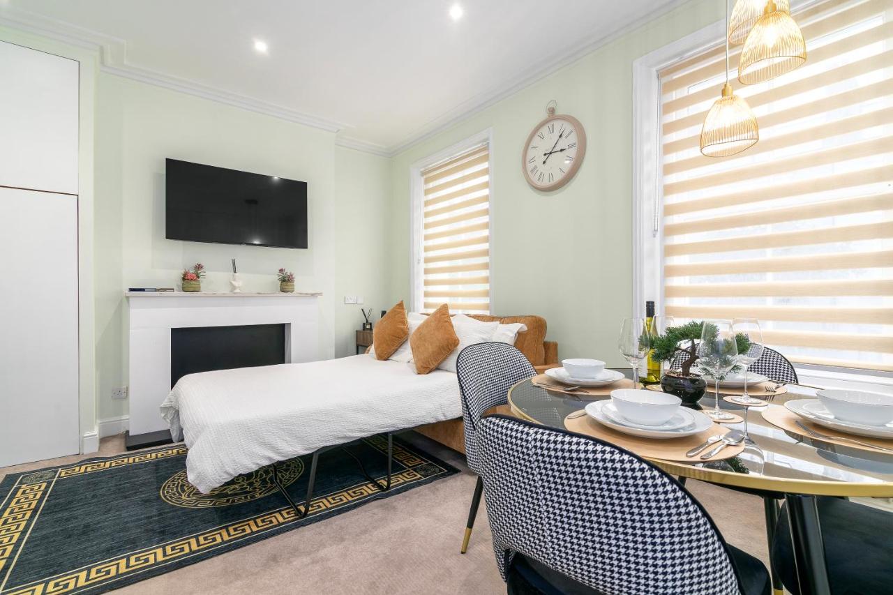 1 bed flat minutes from Holland Park station! - 5