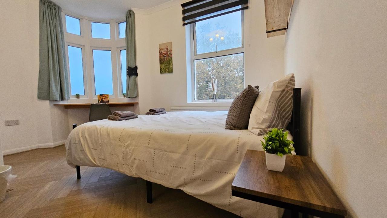 Central Studios & Ensuite Rooms! - Camberwell - 2