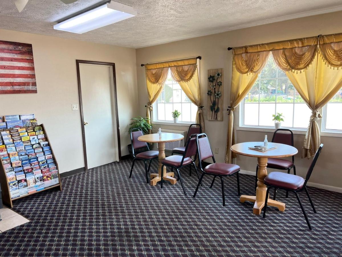 Economy Inn McCook — photo 17