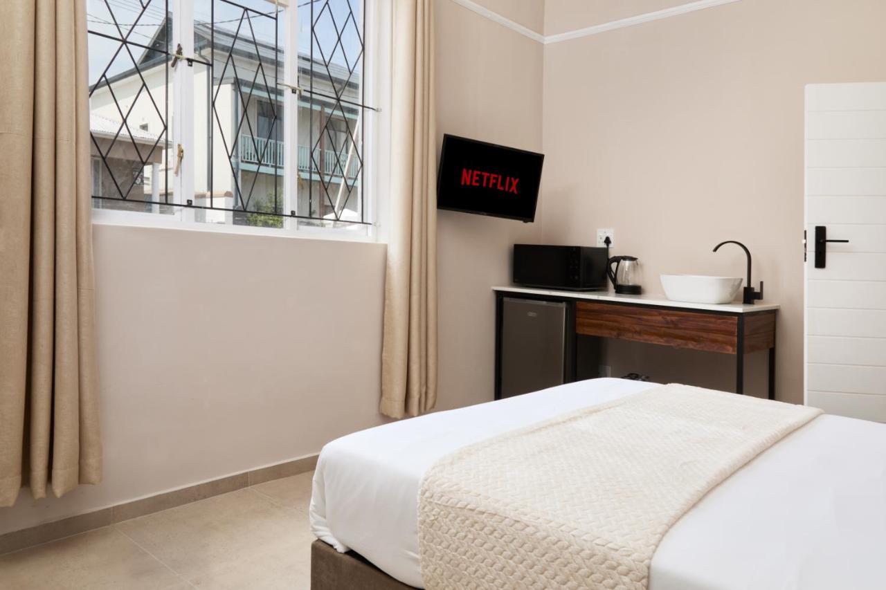 City Club On Milner - 4