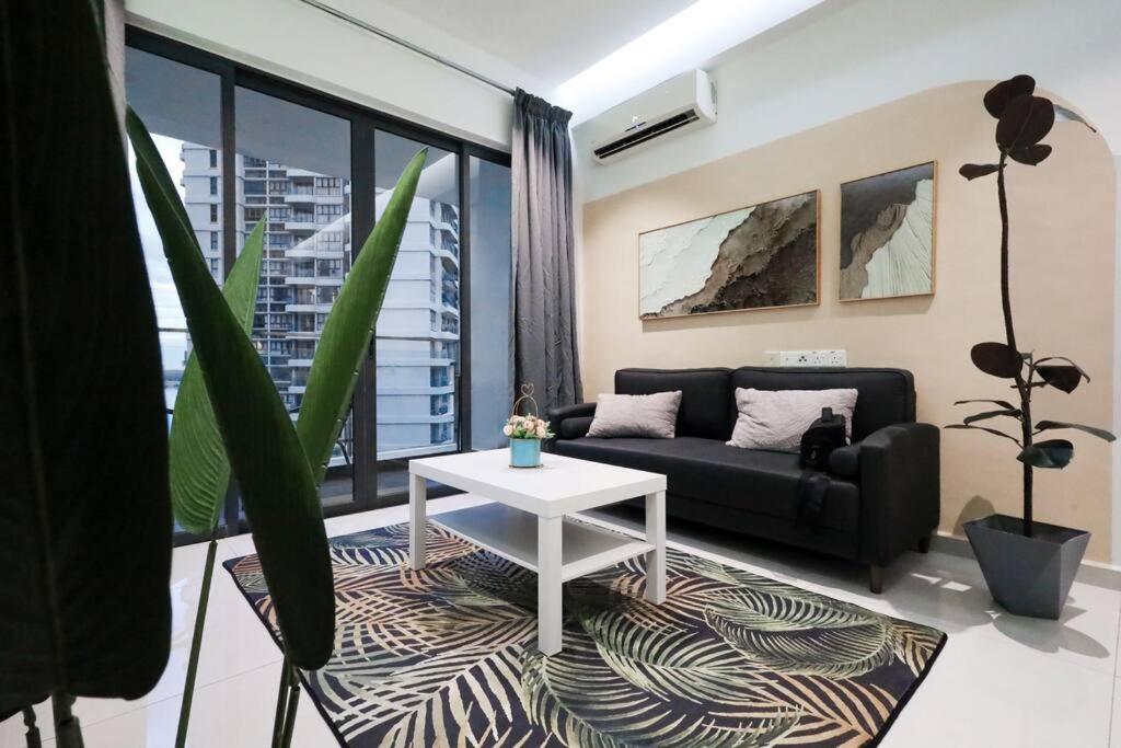 Country Garden Danga Bay Premium Unit - 5