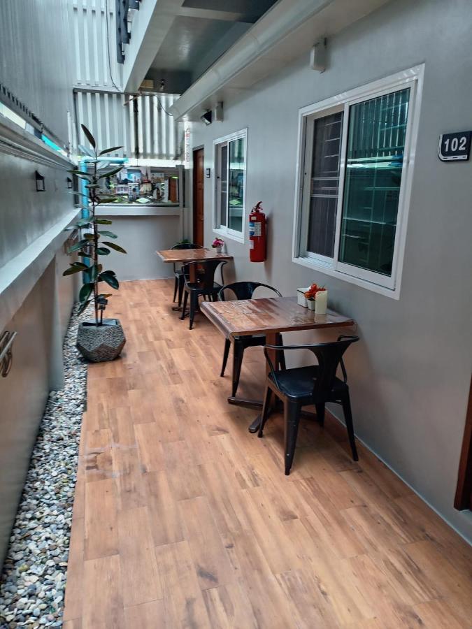 The Way Patong Hotel - 4