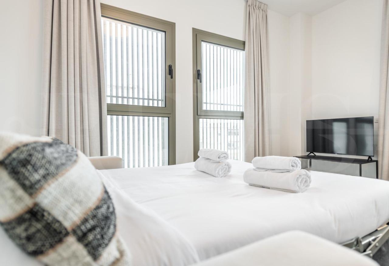 Spacious apartment & private terrace by REMS - 2