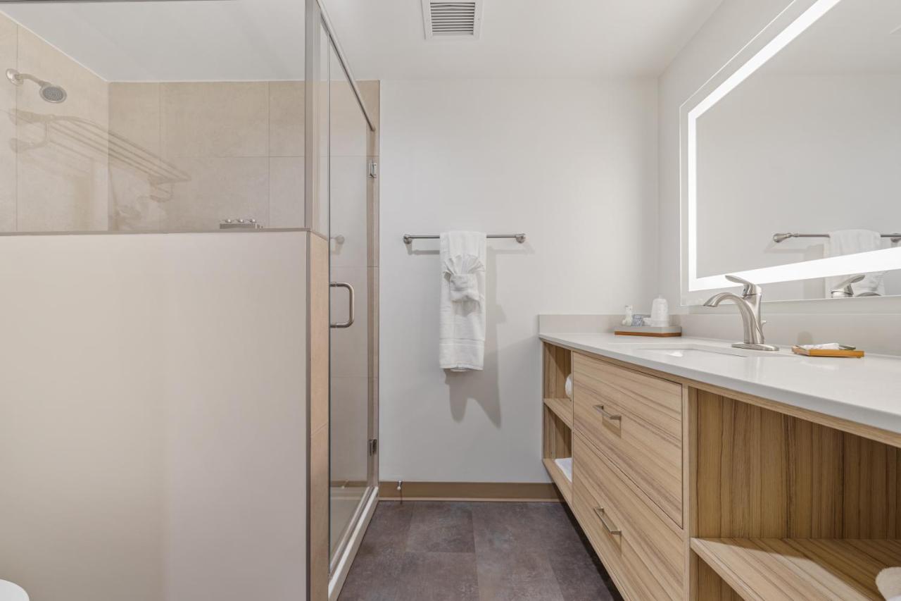 Topock66 Hotel — photo 17