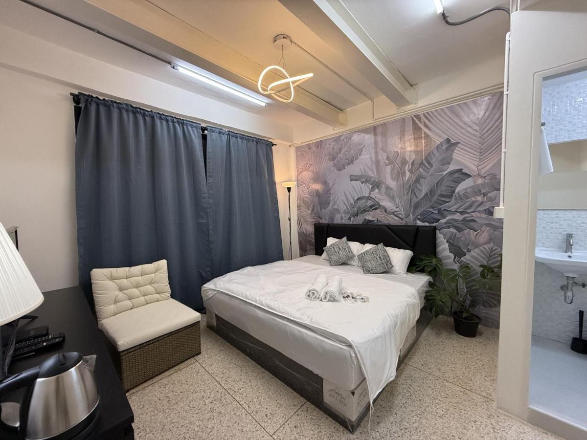 Twenty Two Place Sukhumvit 22