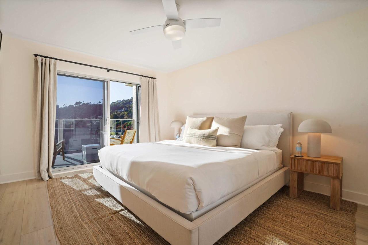 Aquamarine Best View in Malibu by Stay Awhile Villas - 2