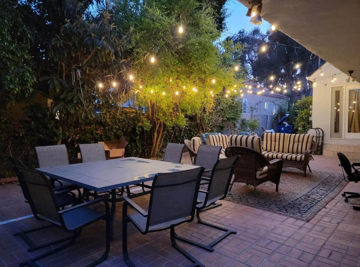 Private guest studio 5 minutes to Rodeo Drive and in great area - 4