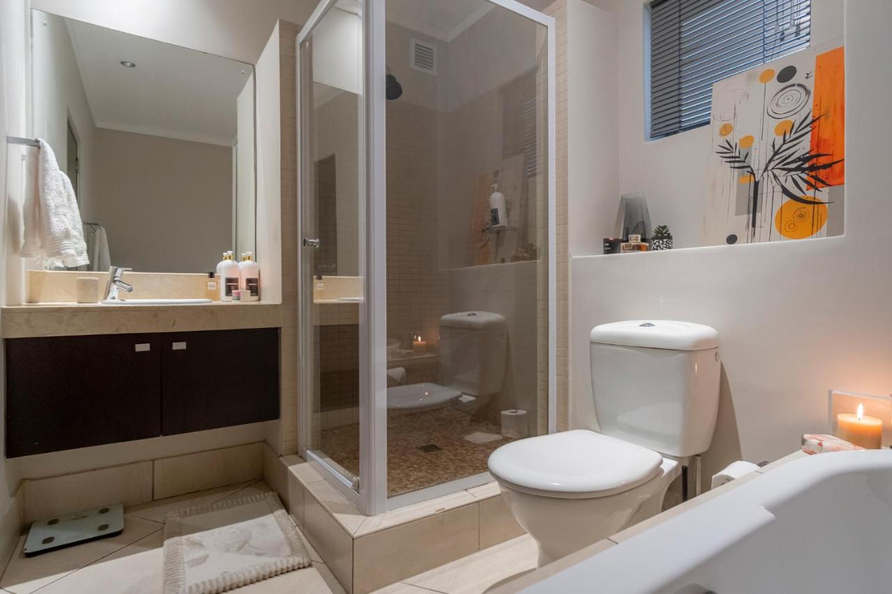 Modern City Oasis with Stunning Ocean View - 3