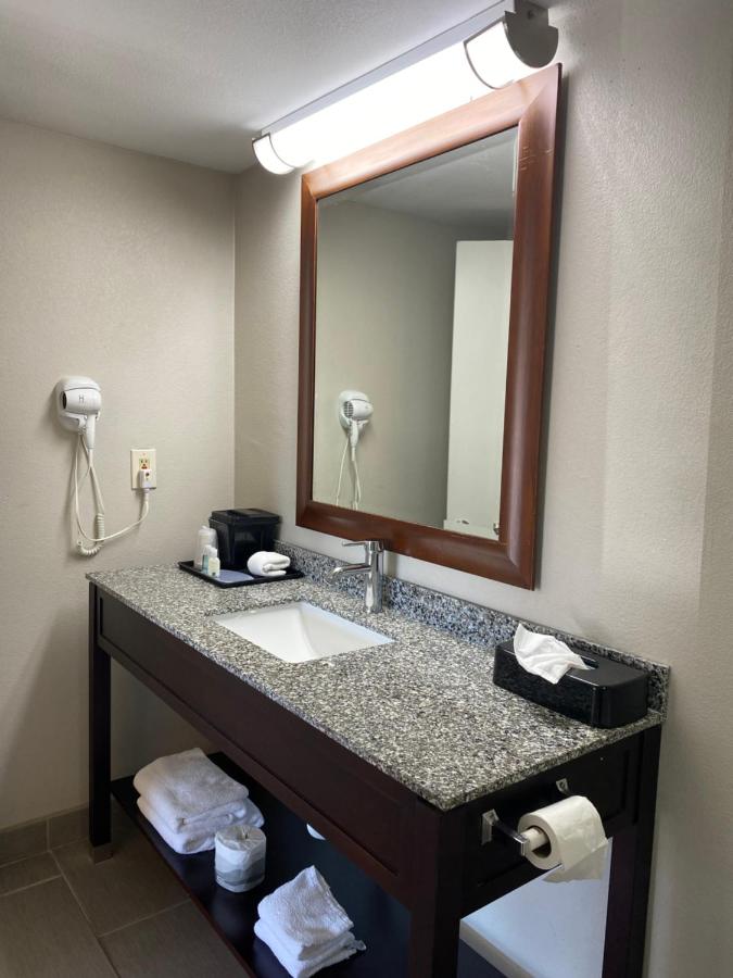 Cambridge Inn — photo 11