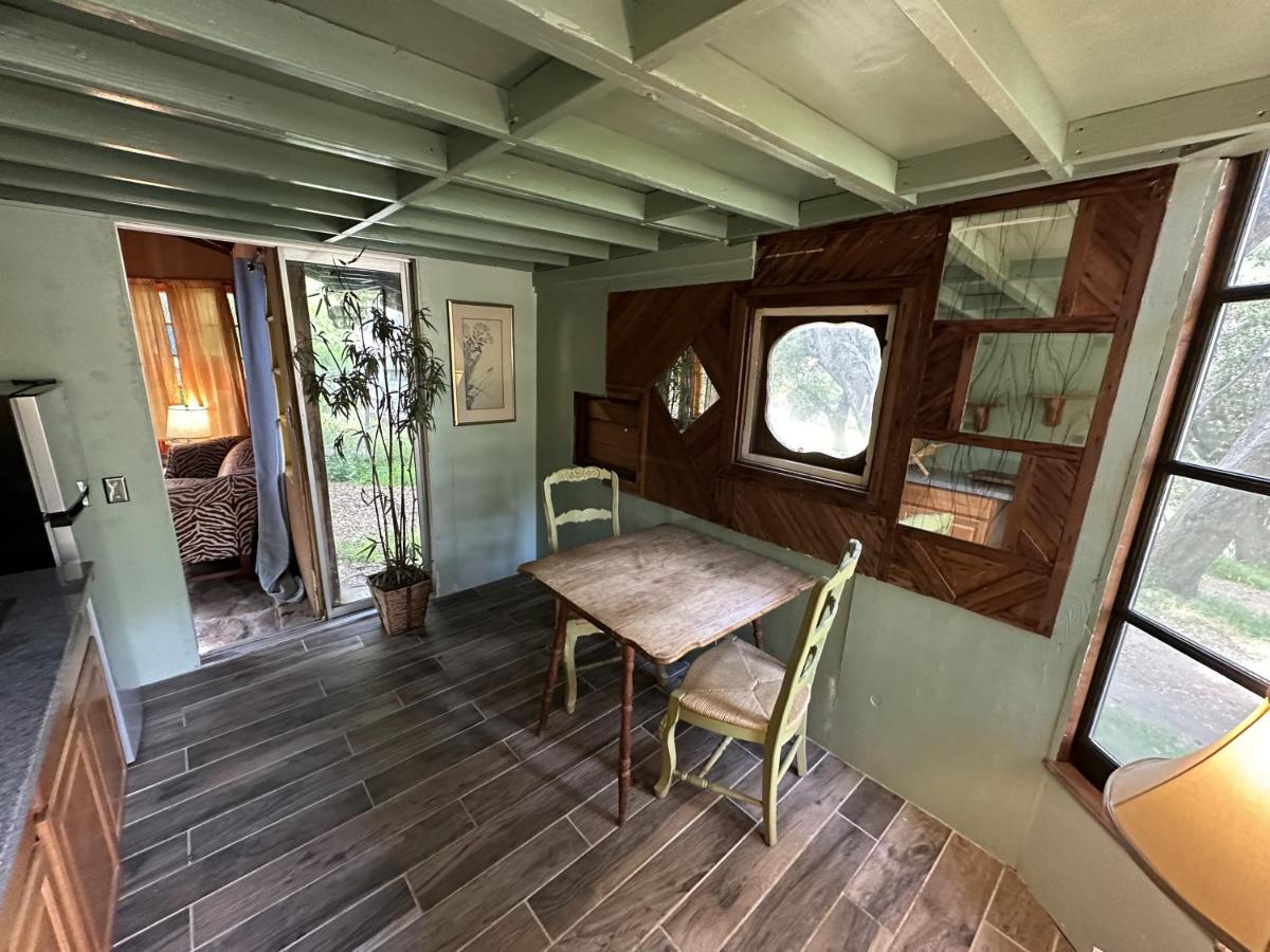 Topanga Wonderland Cottage - 3