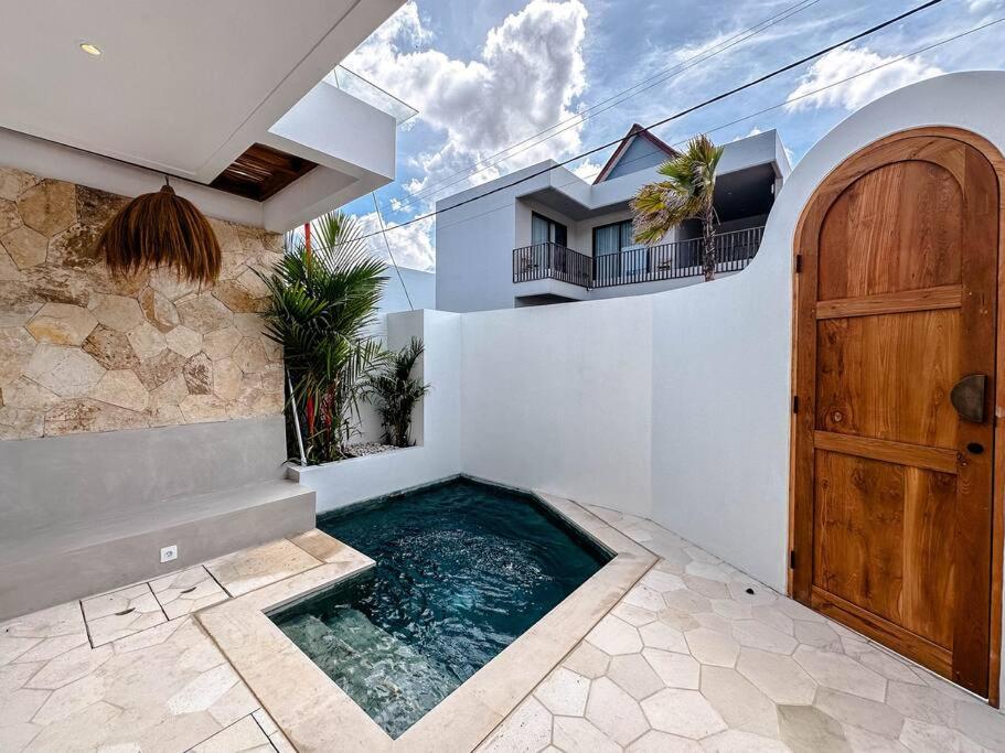Las Casas Canggu Studio Villa with Private Pool - 4