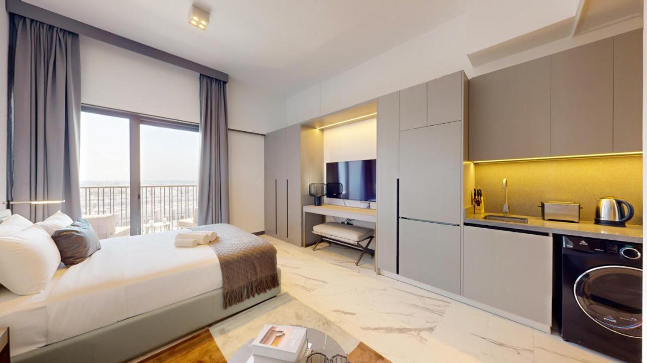 Vacationer Holiday Homes I Meydan Studio I Skyline View, 12 Mins to Downtown I Mag Eye 910 - 2