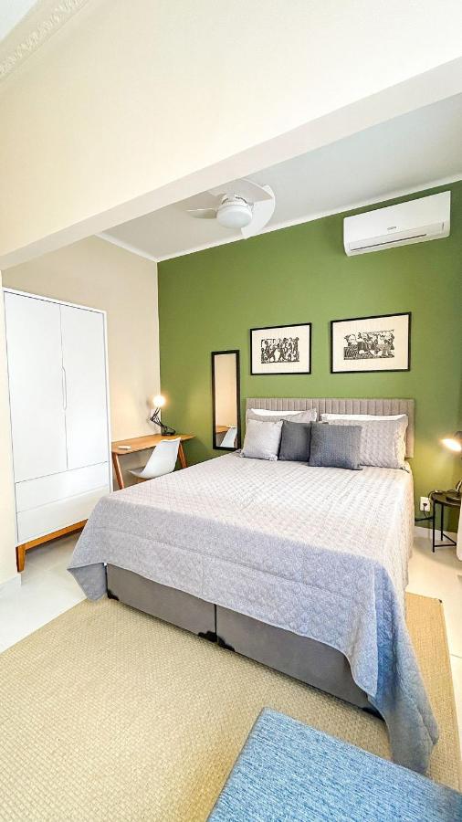 Modern studio in Leblon