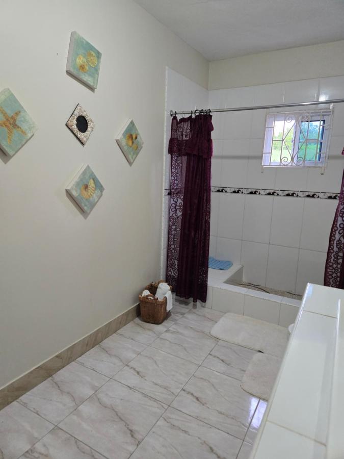 Eve's Rockaway Villa - 3