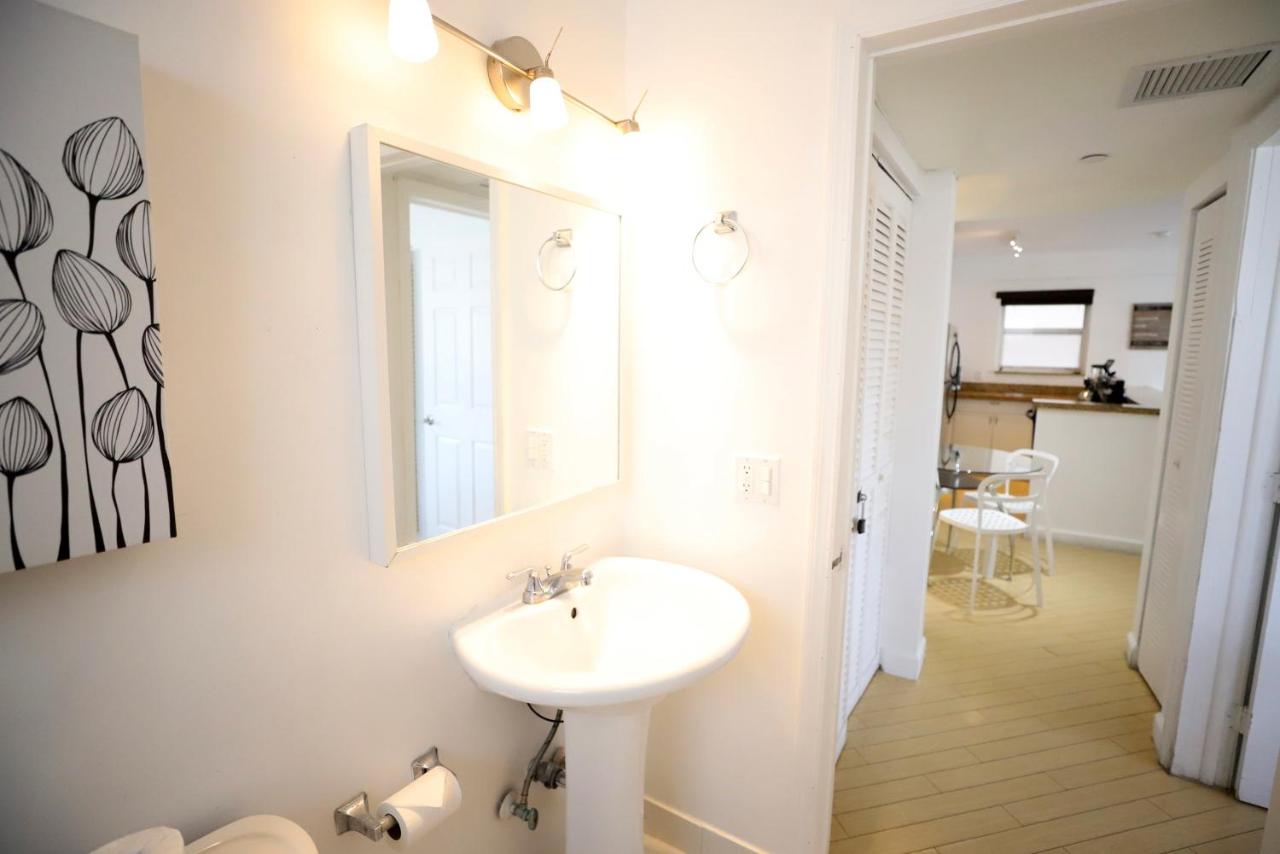 South Beach Walk to Sea Free Parking & Balcony Family & Pet Friendly - 3