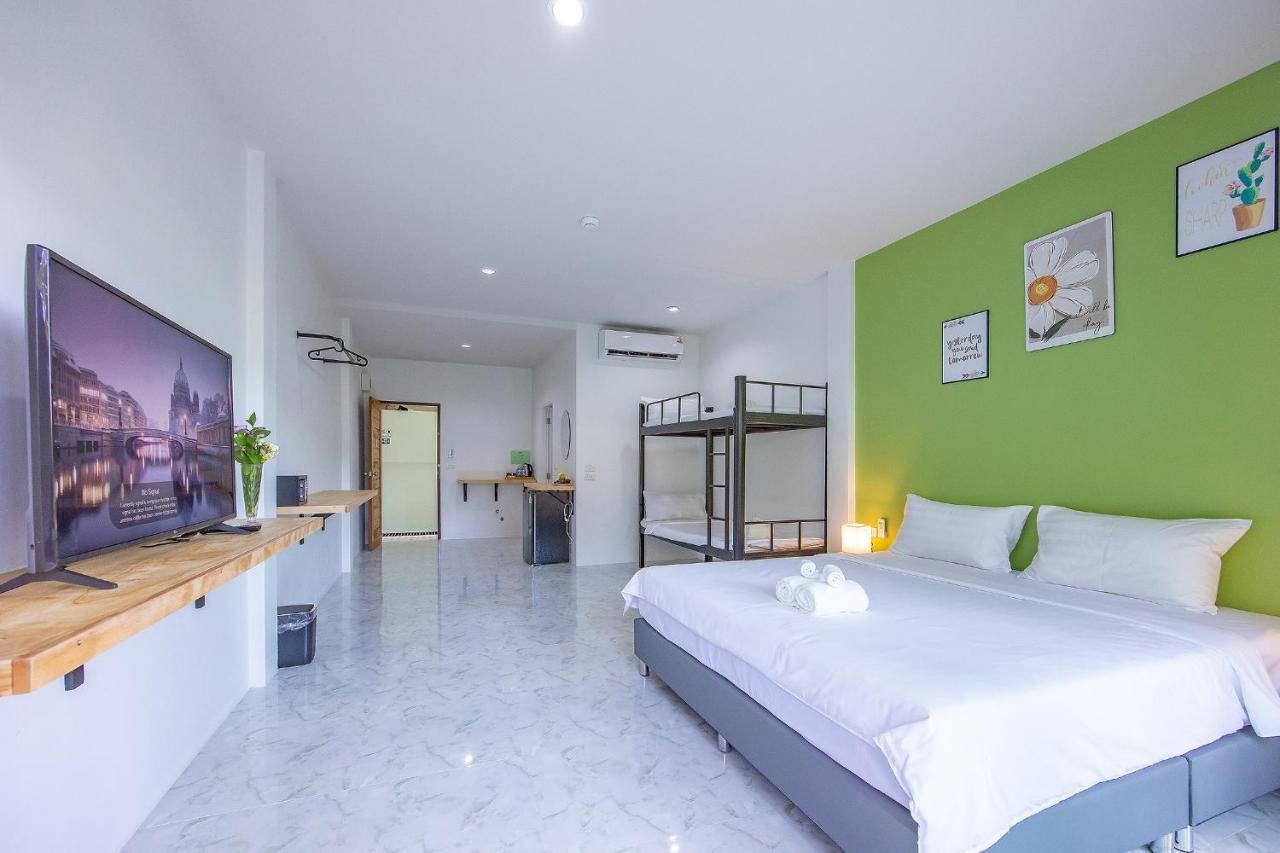 Karon Hotel at 22 - 4