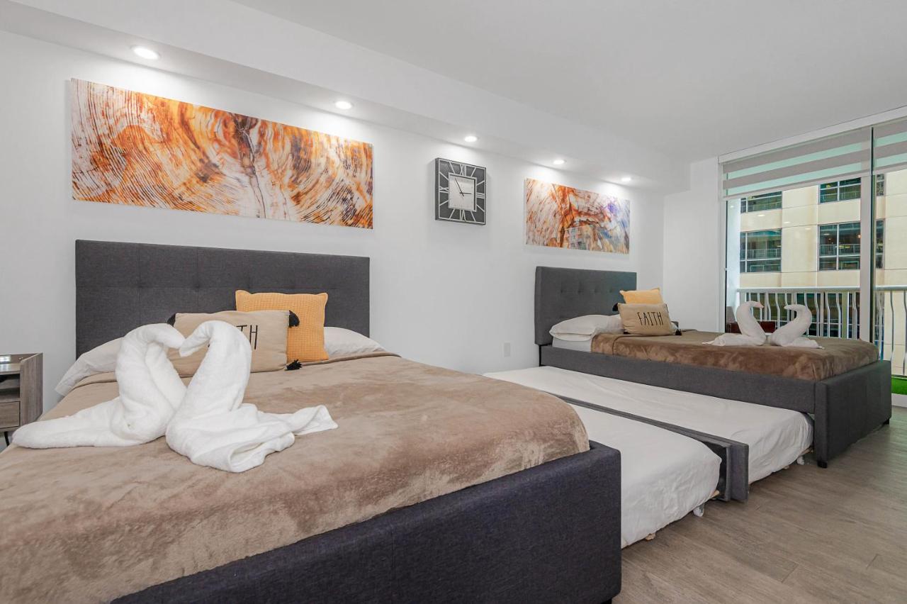 High Rise Brickell Modern Studio - 2